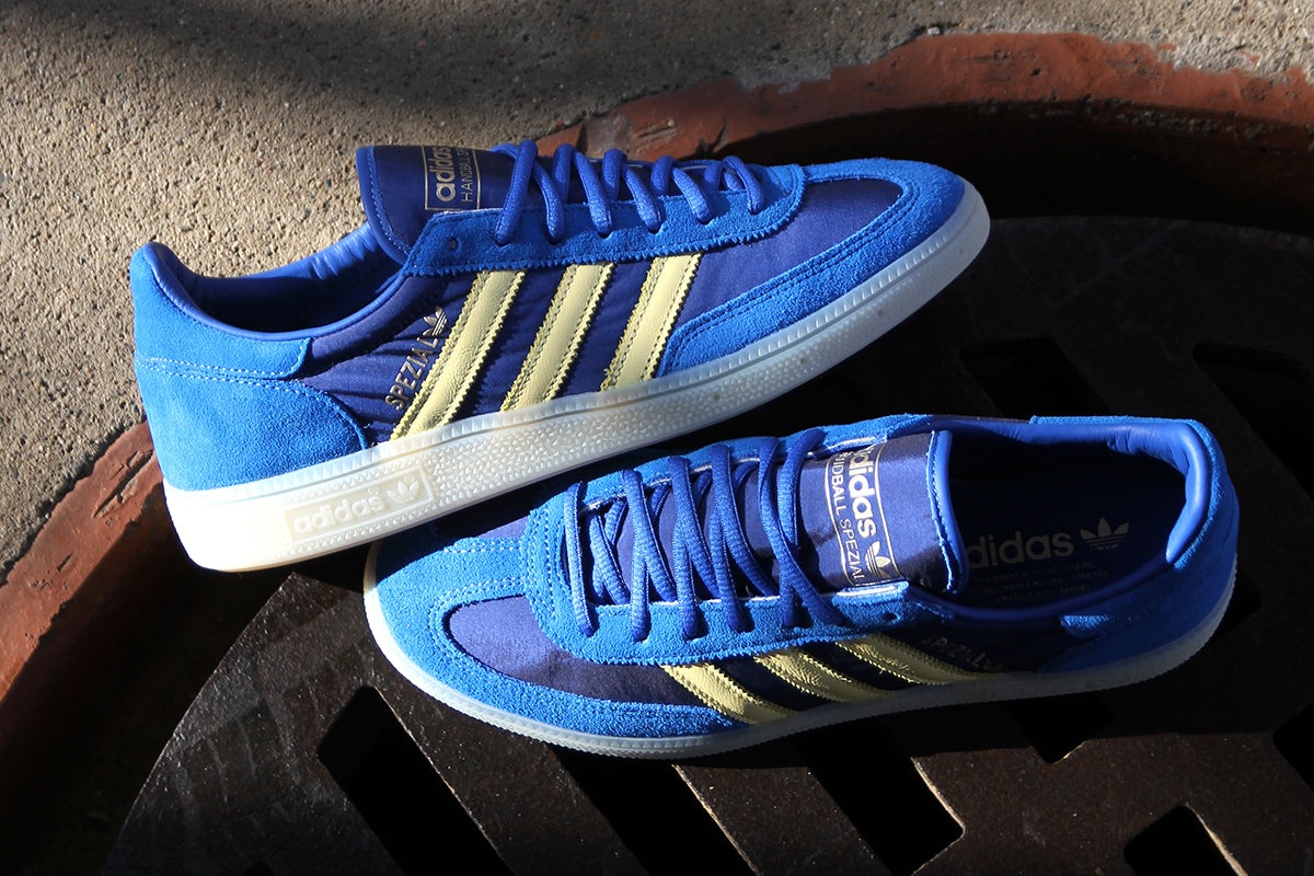 Adidas Originals - Handball Spezial
Style # IH6618
Color : Equipment Blue / Almost Yellow / Off White