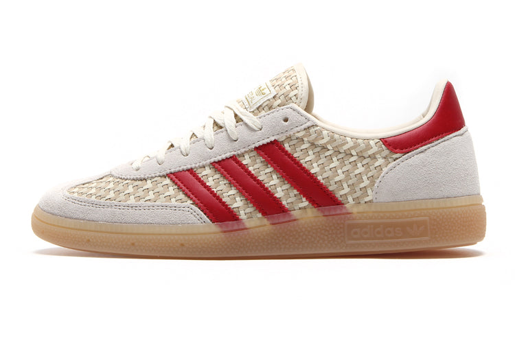 Adidas Originials - Women's Handball Spezial
Style # KH9821
Color : Wonder White / Team Victory Red / Gold Metallic