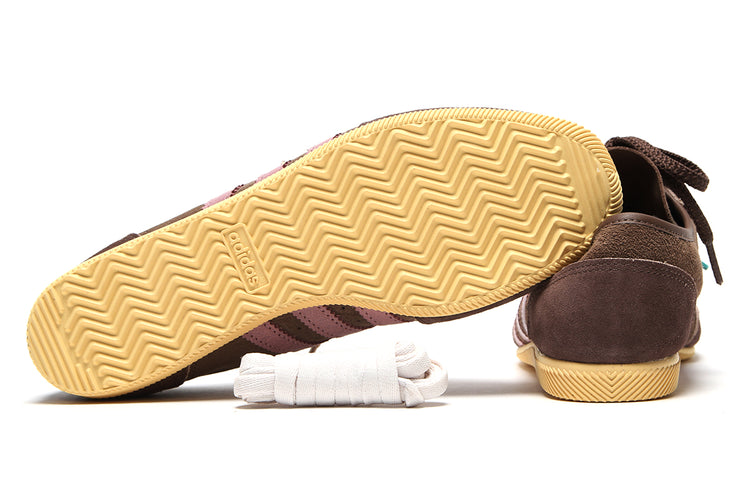 Adidas Originals - Japan Decon
Style # KJ5016
Color : Earth Strata / Magic Mauve / Orange Tint