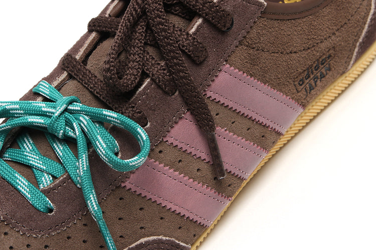 Adidas Originals - Japan Decon
Style # KJ5016
Color : Earth Strata / Magic Mauve / Orange Tint