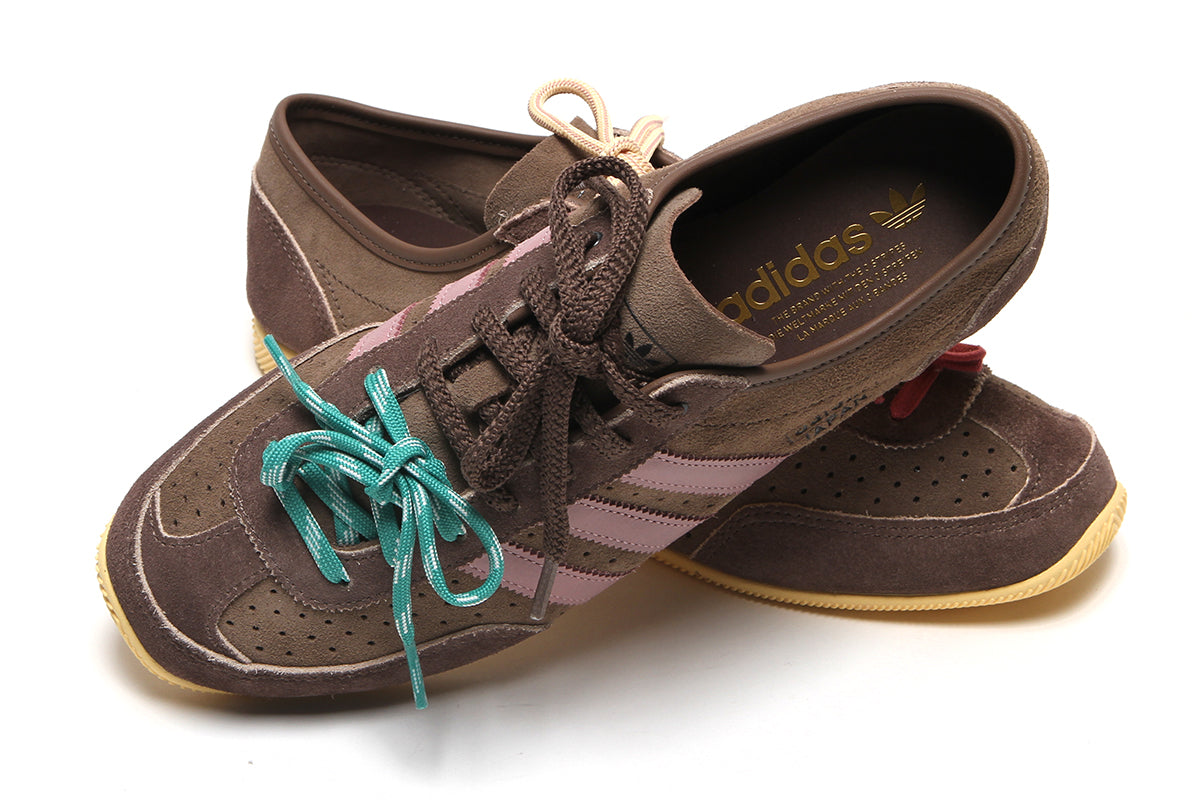 Adidas Originals - Japan Decon
Style # KJ5016
Color : Earth Strata / Magic Mauve / Orange Tint