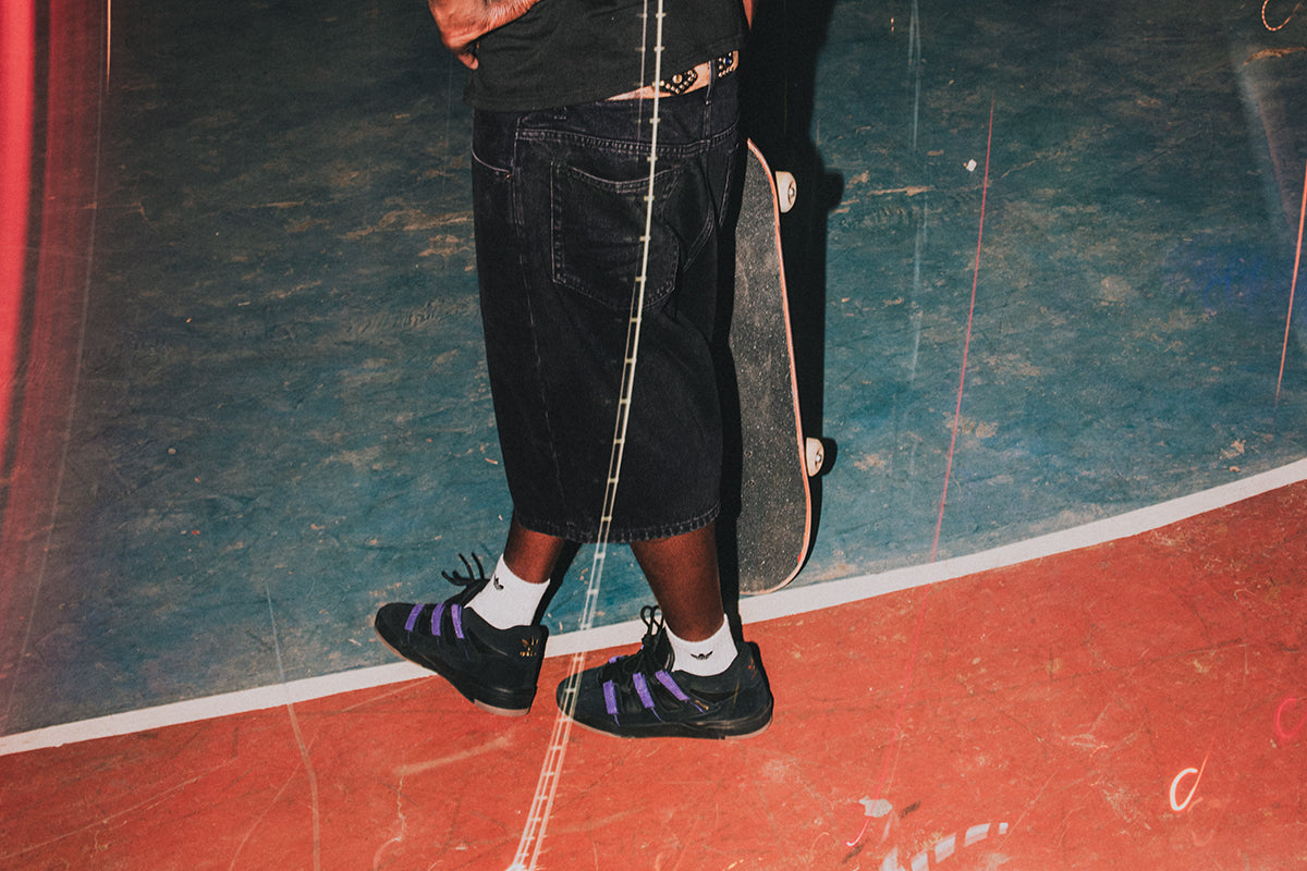 Adidas Skateboarding - Kader
Style # KI0408
Color : Core Black / College Purple / Gold Metallic