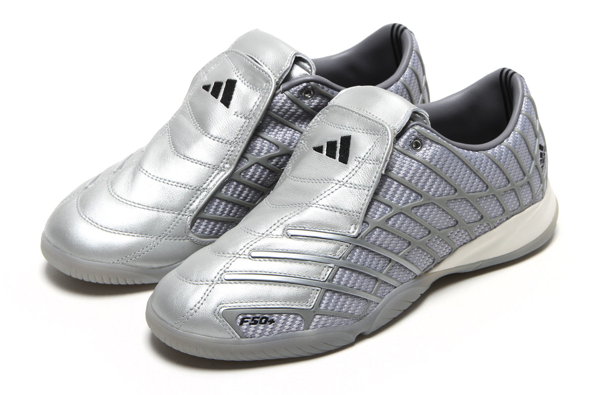 Adidas Originals - F50 Sala
Style # HQ9242
Color : Metallic Silver