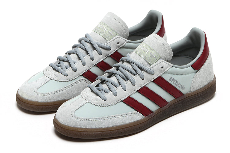 Adidas Originals - Handball Spezial
Style # IH6595
Color : Lt Green / Burgundy
