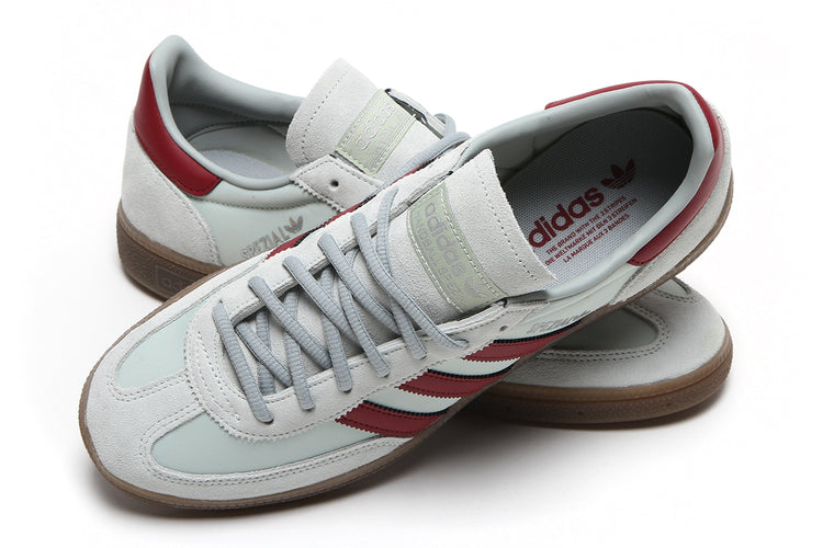 Adidas Originals - Handball Spezial
Style # IH6595
Color : Lt Green / Burgundy