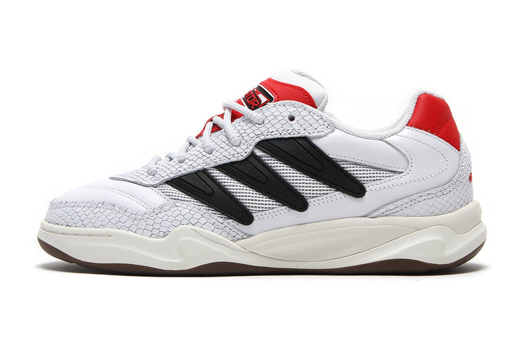 Adidas Originals - Predator 94 ST
Style # IH4456
Color : Cloud White / Core Black