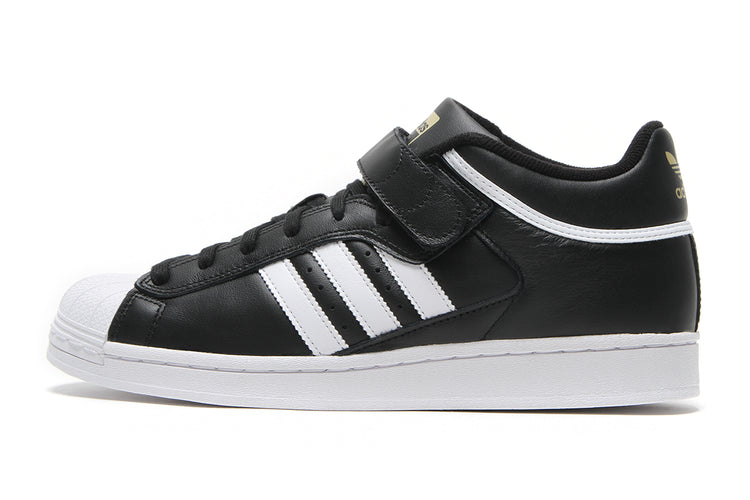 Adidas - Pro Shell ADV
Style # HQ9418
Color : Core Black / Footwear White