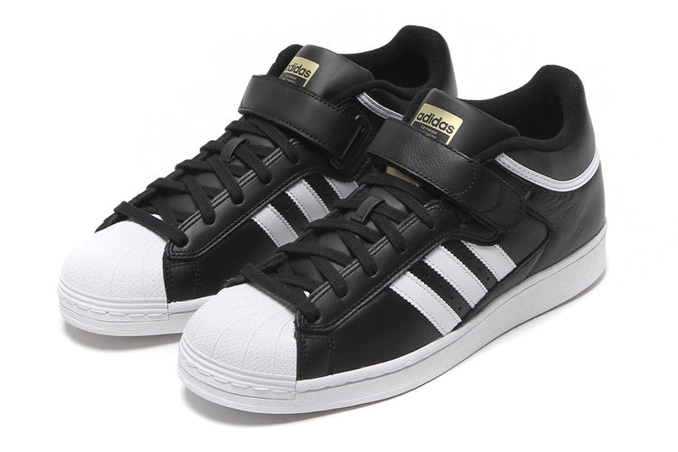 Adidas - Pro Shell ADV
Style # HQ9418
Color : Core Black / Footwear White