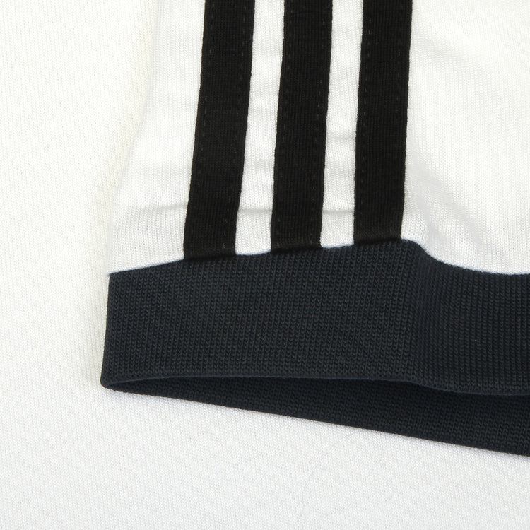 Adidas Skateboarding - Ringer T-Shirt
Style # KS4344
Color : White / Legend Ink