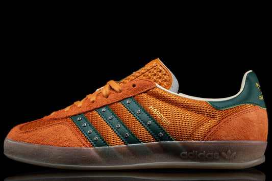 Adidas - Gazelle x Hardies
Style # KI7011
Color : Rustic Orange / Collegiate Green