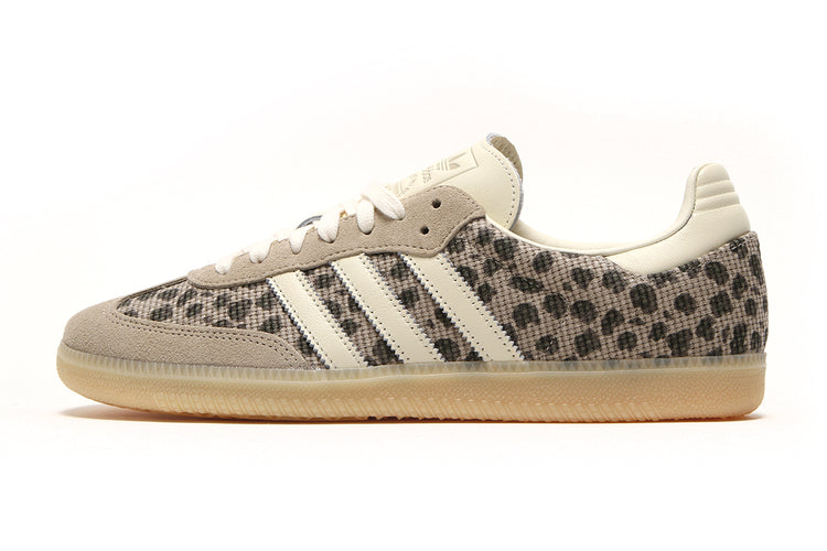 Adidas Originals - Samba OG
Style # KK2279
Color : Khaki Three / Cream White / Sand Strata