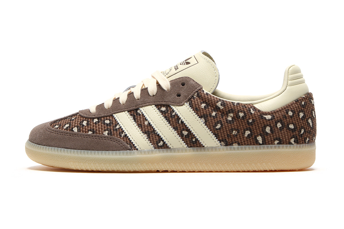 Adidas Originals - Samba OG
Style # KK2280
Color : Preloved Brown / Warm Vanilla / Sand Strata