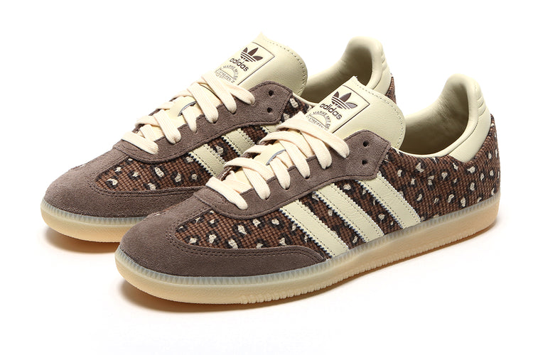 Adidas Originals - Samba OG
Style # KK2280
Color : Preloved Brown / Warm Vanilla / Sand Strata