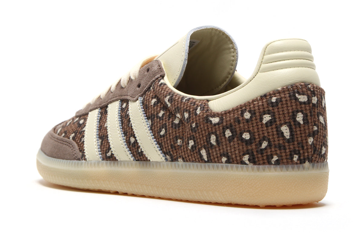 Adidas Originals - Samba OG
Style # KK2280
Color : Preloved Brown / Warm Vanilla / Sand Strata