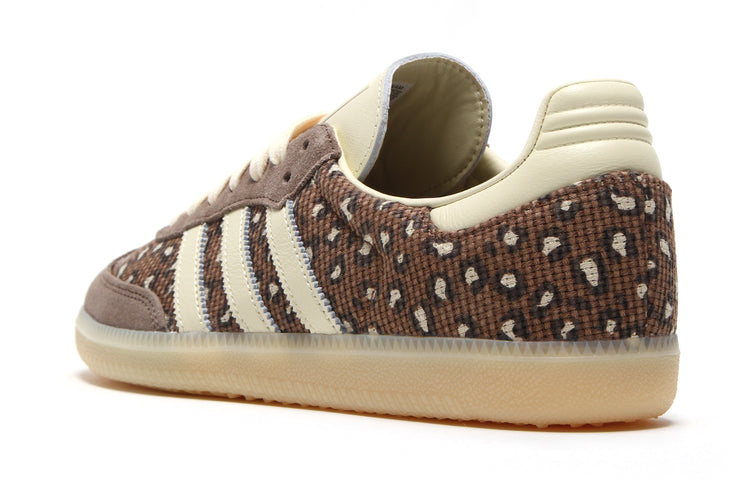 Adidas Originals - Samba OG
Style # KK2280
Color : Preloved Brown / Warm Vanilla / Sand Strata
