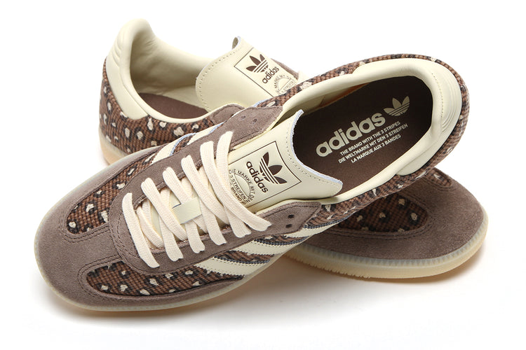 Adidas Originals - Samba OG
Style # KK2280
Color : Preloved Brown / Warm Vanilla / Sand Strata