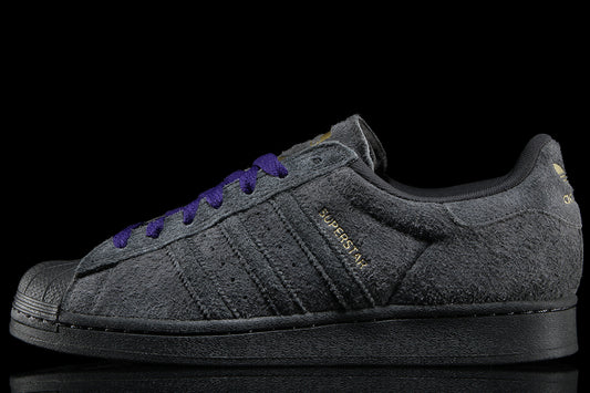 Adidas - Superstar ADV
Style # JR7409
Color : Carbon / Carbon / Collegiate Purple