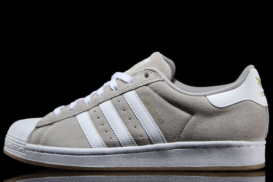 Adidas Skateboarding - Superstar ADV
Style # KI5733
Color : Clear Granite / Cloud White / Gold Metallic