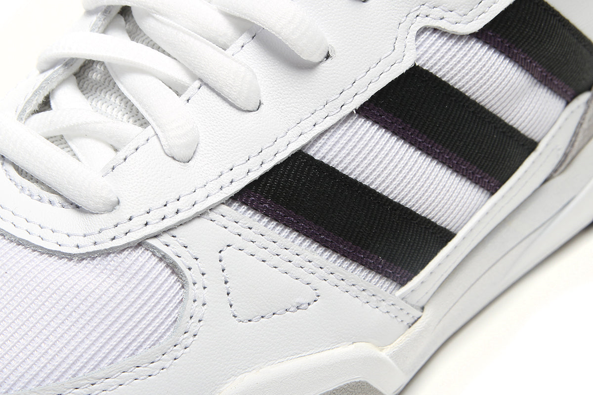 Adidas - Tekkira Cup
Style # JQ8907
Color : White / Black