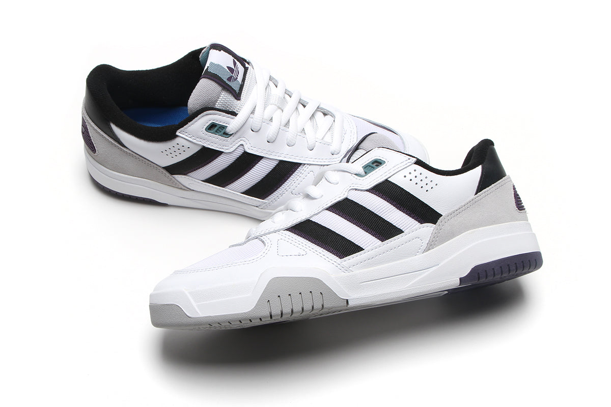Adidas - Tekkira Cup
Style # JQ8907
Color : White / Black