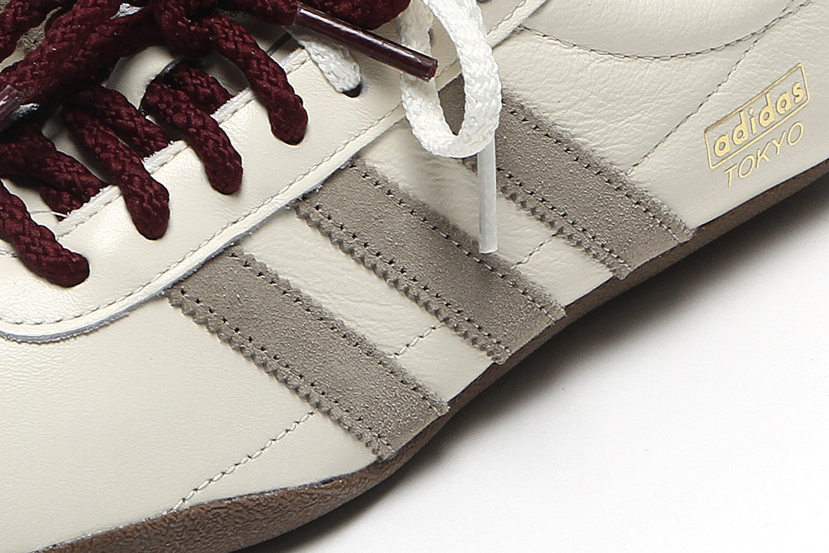 Adidas Originals - Tokyo
Style # KJ7542
Color : Off White / Silver Pebble / Gum