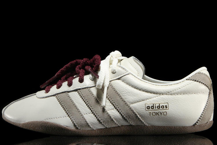 Adidas Originals - Tokyo
Style # KJ7542
Color : Off White / Silver Pebble / Gum