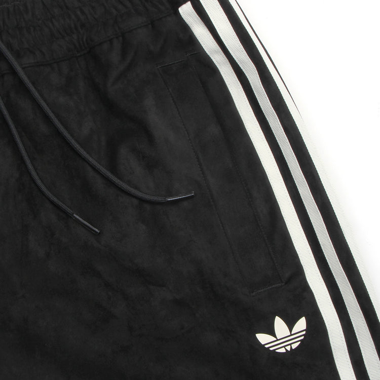 Adidas Skateboarding - Vintage Superfire Track Pant
Style # KS4252
Color : Black / Cream White