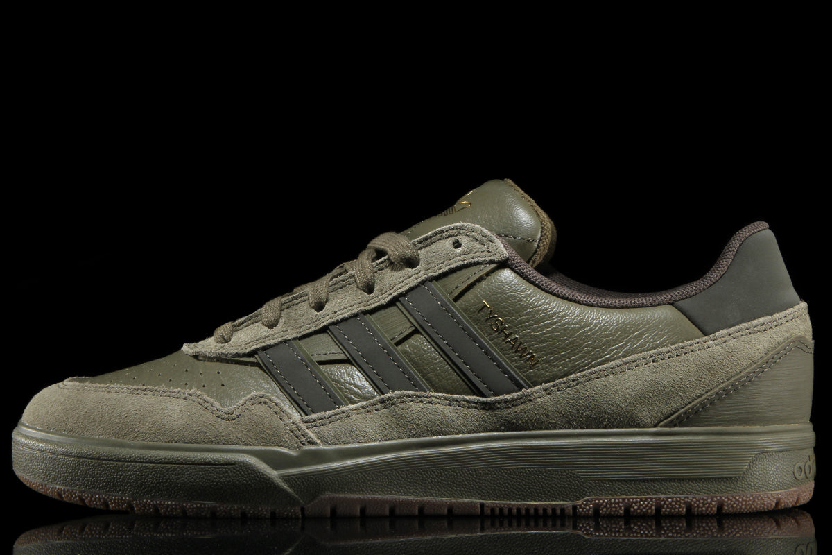 Adidas - Tyshawn II
Style # JQ1132
Color : Olive Strata / Shadow Olive / Gum