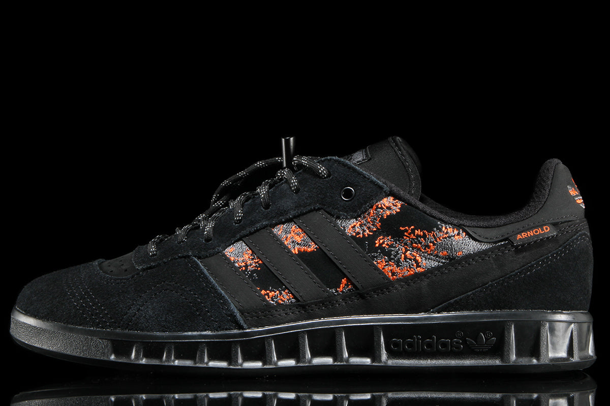 Adidas - Handball Top x Mike Arnold
Style # JR7105
Color : Core Black / Orange