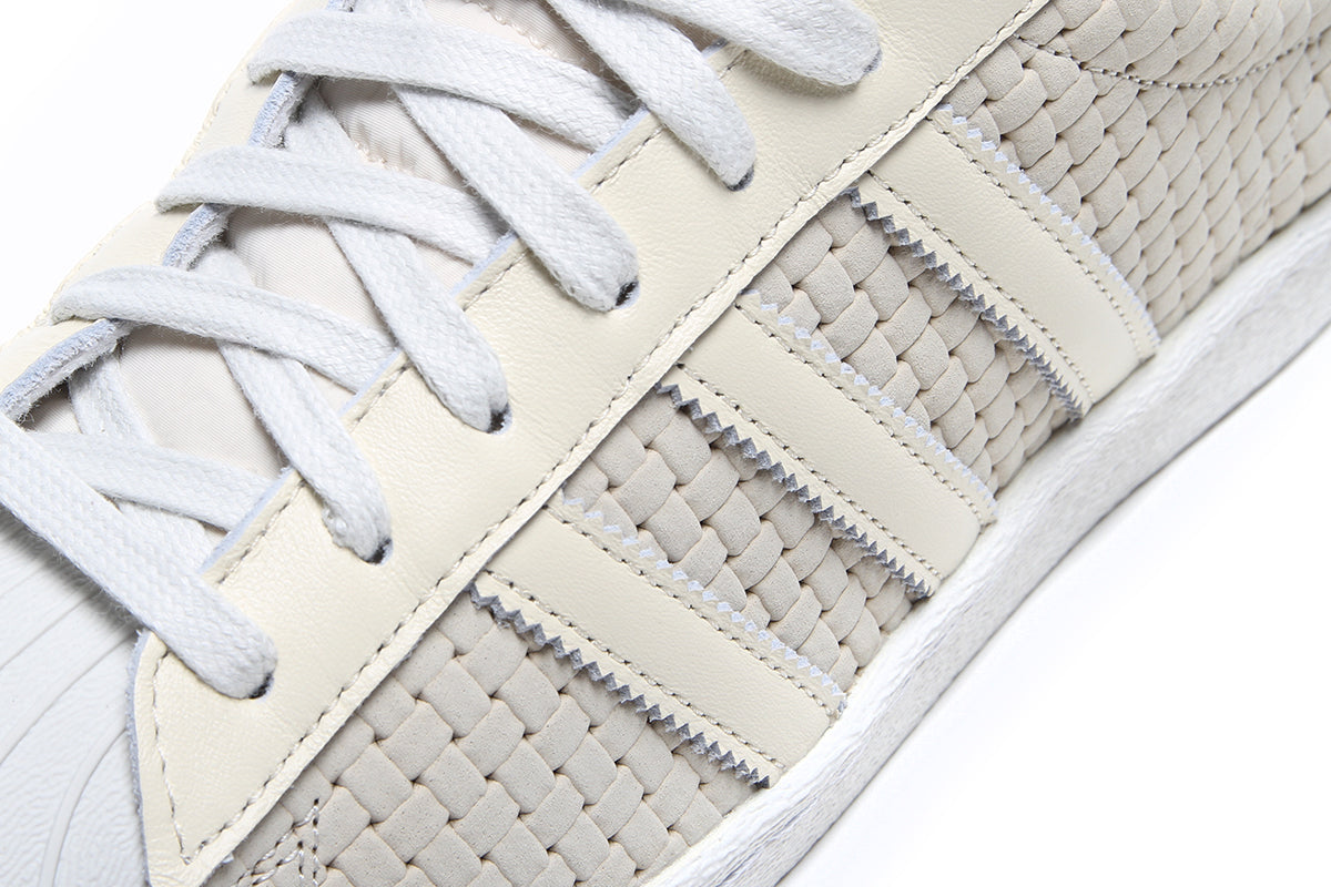 Adidas - Superstar x Arrow &amp; Beast
Style # JS2593
Color : Wonder White / Crystal White