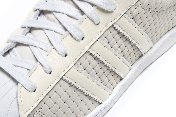 Adidas - Superstar x Arrow &amp; Beast
Style # JS2593
Color : Wonder White / Crystal White