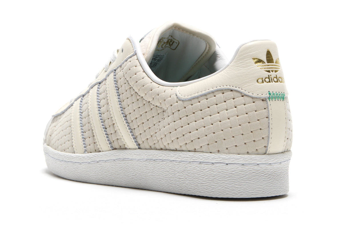 Adidas - Superstar x Arrow &amp; Beast
Style # JS2593
Color : Wonder White / Crystal White
