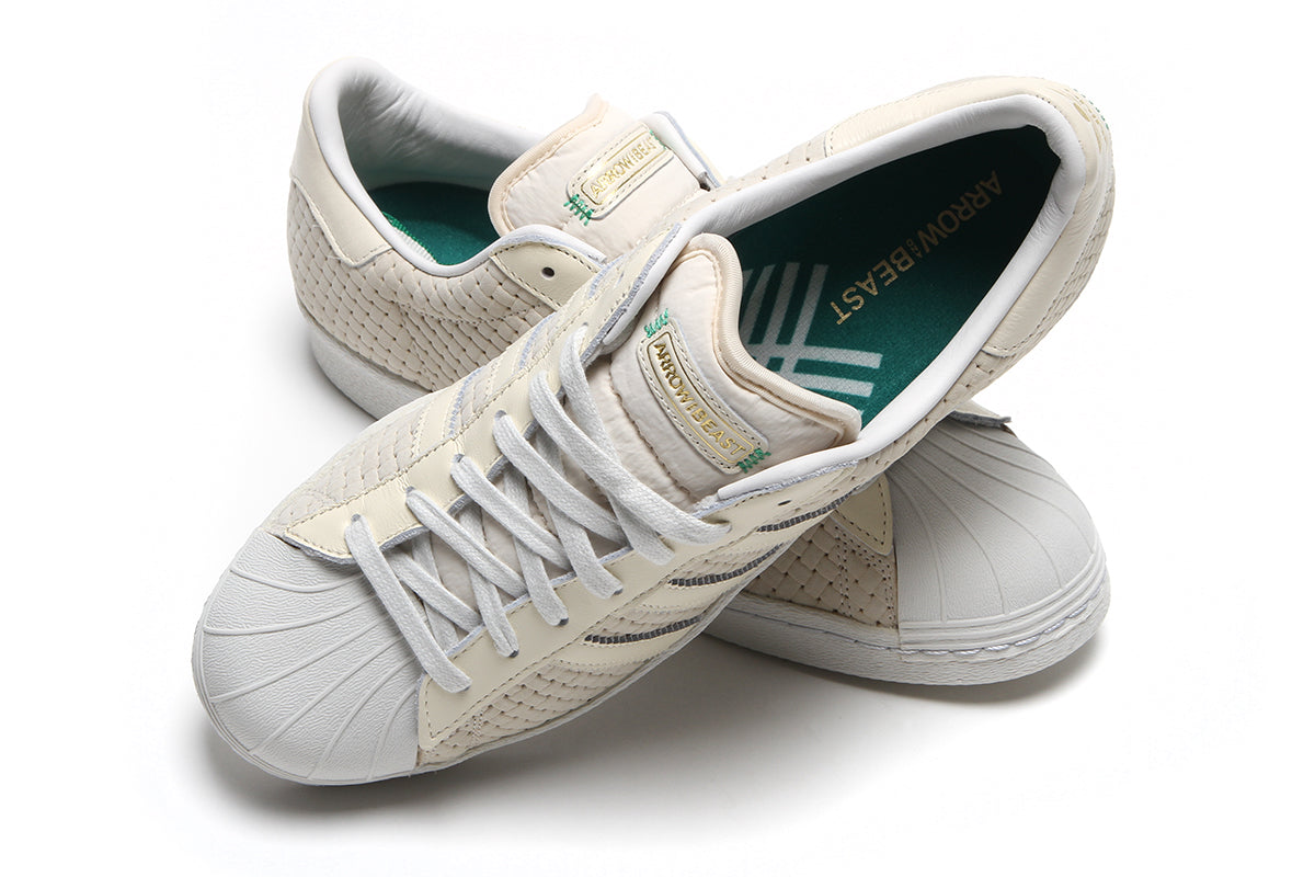 Adidas - Superstar x Arrow &amp; Beast
Style # JS2593
Color : Wonder White / Crystal White