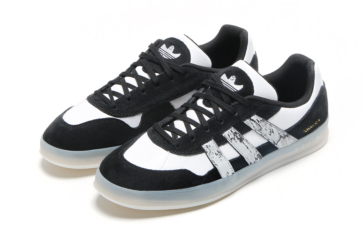 Adidas - Aloha Super x Gustav Tonnesen
Style # JR7101
Color : Core Black / Cloud White / Chalk White