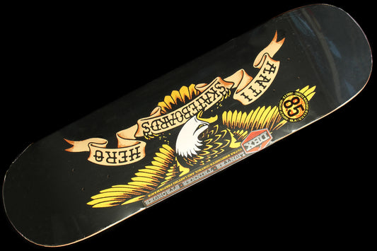 Anti Hero - DBX Eagle Deck
Color : Black
Width : 8.5"
