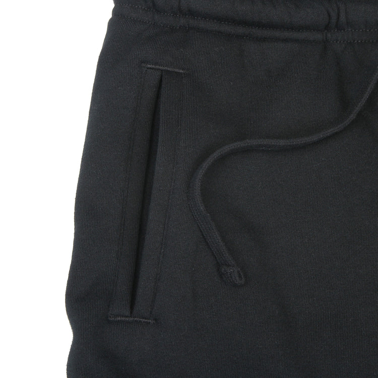 Anti Hero - Basic Eagle Shorts
Color : Black / Yellow