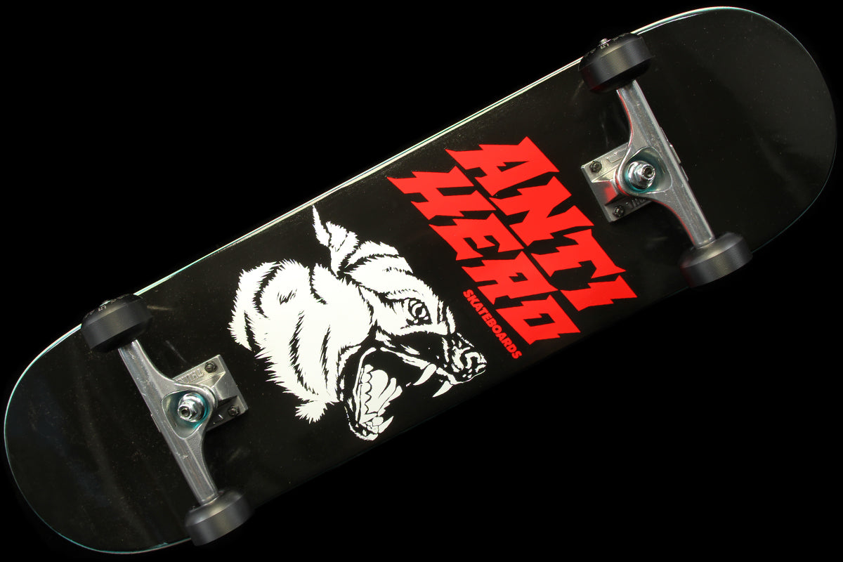Anti Hero - Hell Hound Complete Deck
Color : Black
