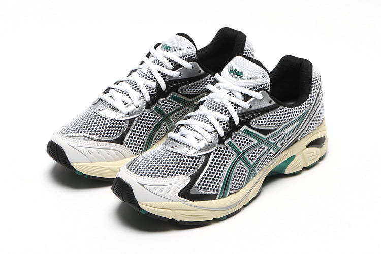 Asics | GT-2160
Style # 1203A275.106
Color : White / Jasper Green