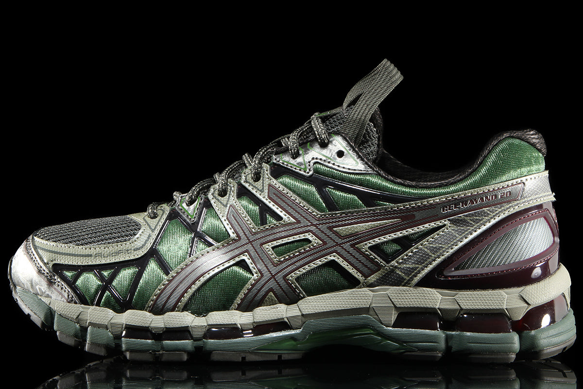Asics - UB10-S Gel-Kayano 20
Style # 1203A664.300
Color : Moss / Gunmetal
