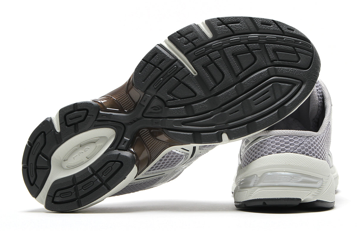 Asics - Gel-1130 Mule
Style # 1203B048.020
Color : Cement Grey / Lake Grey