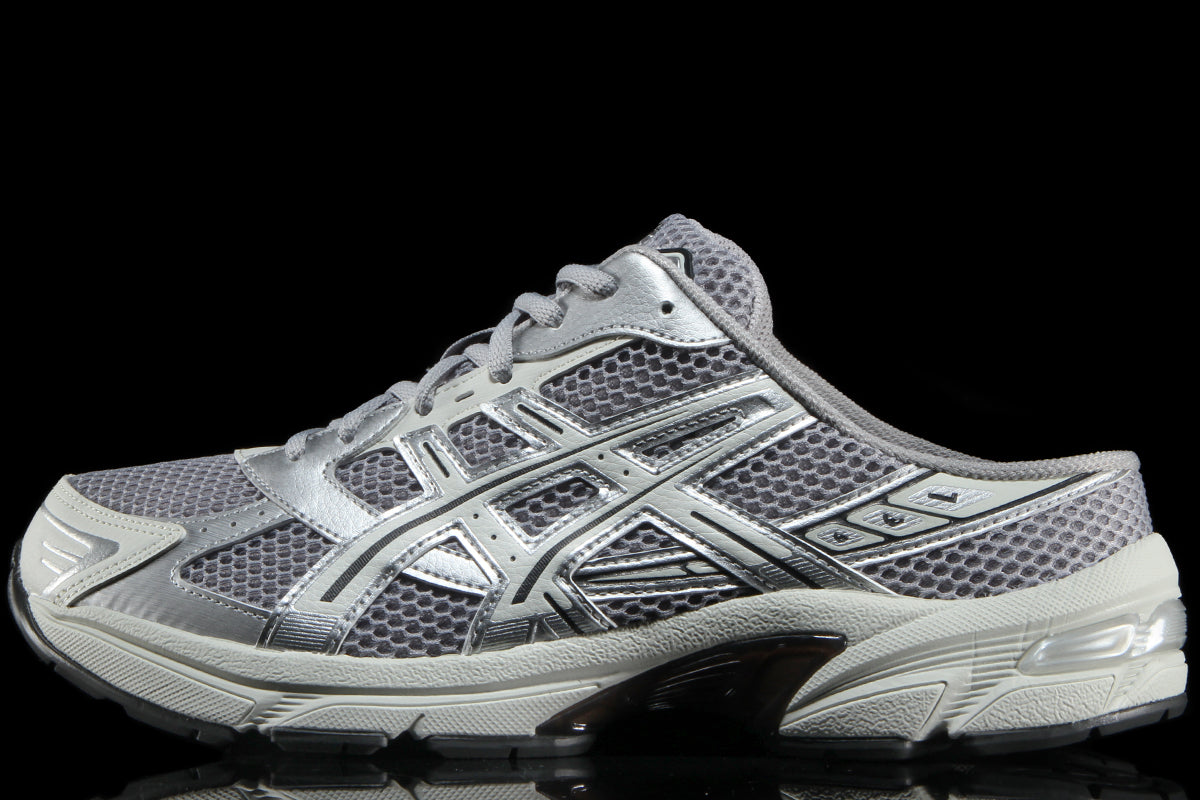 Asics - Gel-1130 Mule
Style # 1203B048.020
Color : Cement Grey / Lake Grey