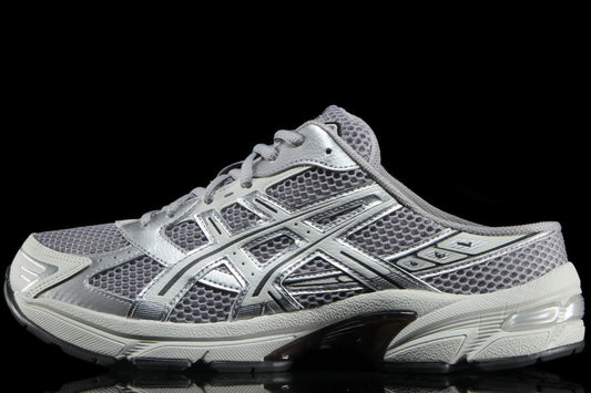 Asics - Gel-1130 Mule
Style # 1203B048.020
Color : Cement Grey / Lake Grey