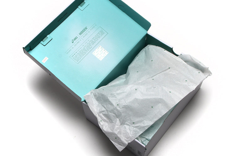 Asics - Gel-DS Trainer 14 x Hidden NY
Style # 1203A974.100
Color : White / Blarney