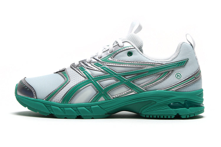 Asics - Gel-DS Trainer 14 x Hidden NY
Style # 1203A974.100
Color : White / Blarney