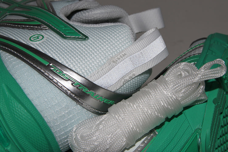 Asics - Gel-DS Trainer 14 x Hidden NY
Style # 1203A974.100
Color : White / Blarney