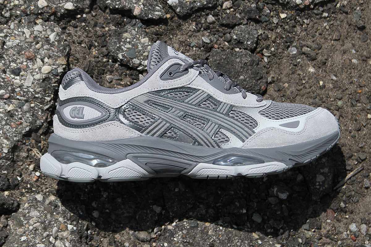 Asics - Gel-NYC 2.0
Style # 1203B080.020
Color : Clay Grey / Cement Grey
