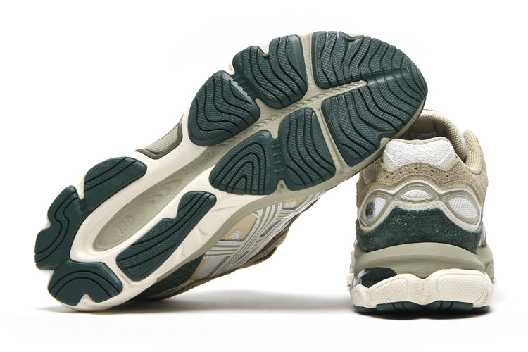 Asics - Gel-NYC 2.0
Style # 1203B079.100
Color : Cream / Dusty Fern