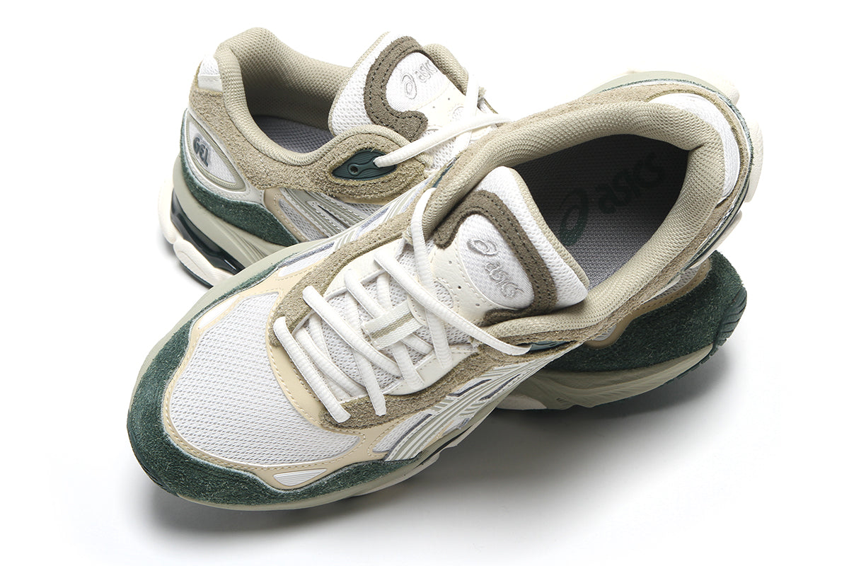 Asics - Gel-NYC 2.0
Style # 1203B079.100
Color : Cream / Dusty Fern