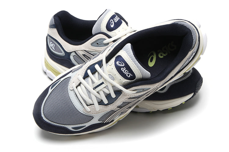 Asics - Gel-NYC 2.0
Style # 1203A895.020
Color : Gravel / Cream