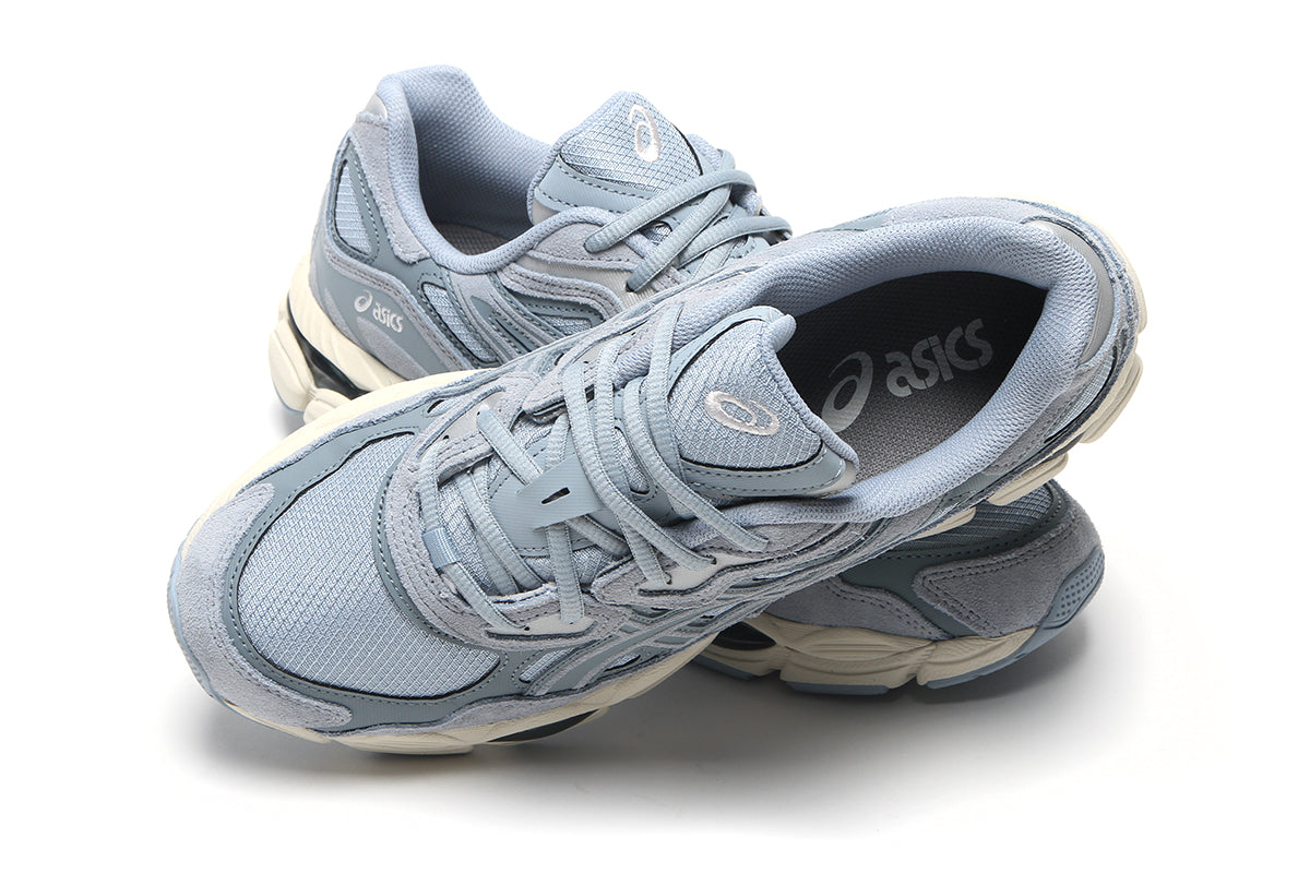 Asics - Gel-NYC
Style # 1203A739.400
Color : Dolphin Grey / Fjord Grey